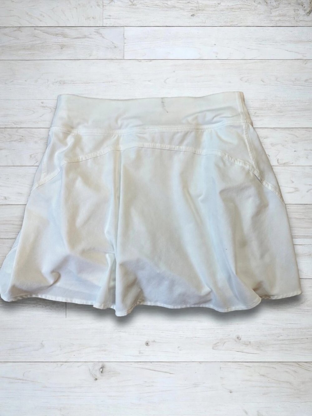 lululemon Lightweight High-Rise Tennis Skirt White Size 4 LW8AJGS Flaw